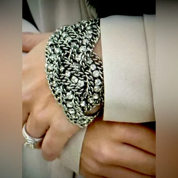 Stella & Dot Vintage Retired Petra - Picture 1 of 4